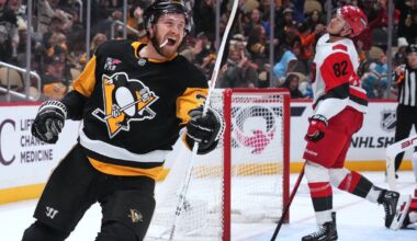 Mantha scores 2 goals to help the Penguins beat the Hurricanes 5-1 :: WRAL.com