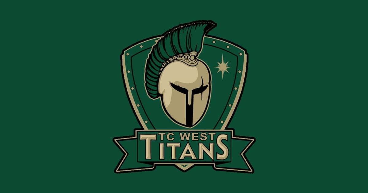 Titans down Hawks in holiday hockey | Sports