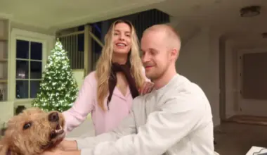 Vancouver Canucks forward Elias Pettersson & new wife Katelyn announce heartbreaking news