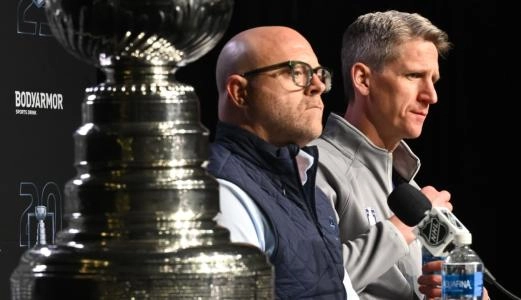 Oilers' GM Stan Bowman and head coach Kris Knoblauch