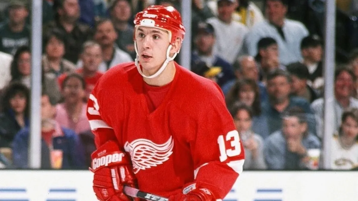 Ex-Red Wings legend leads KHL club to six straight wins as head coach