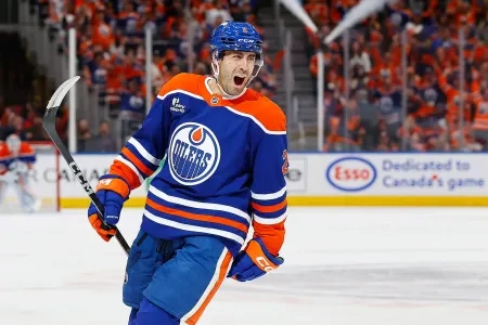 Evan Bouchard Evan Bouchard