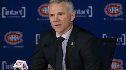 Photo of Canadiens coach Martin St-Louis