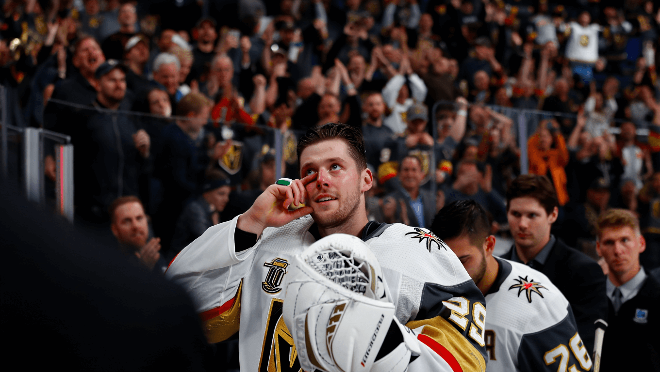 Carter Hart earns shootout win in emotional NHL return, Golden Knights edge Blackhawks 4-3 last night