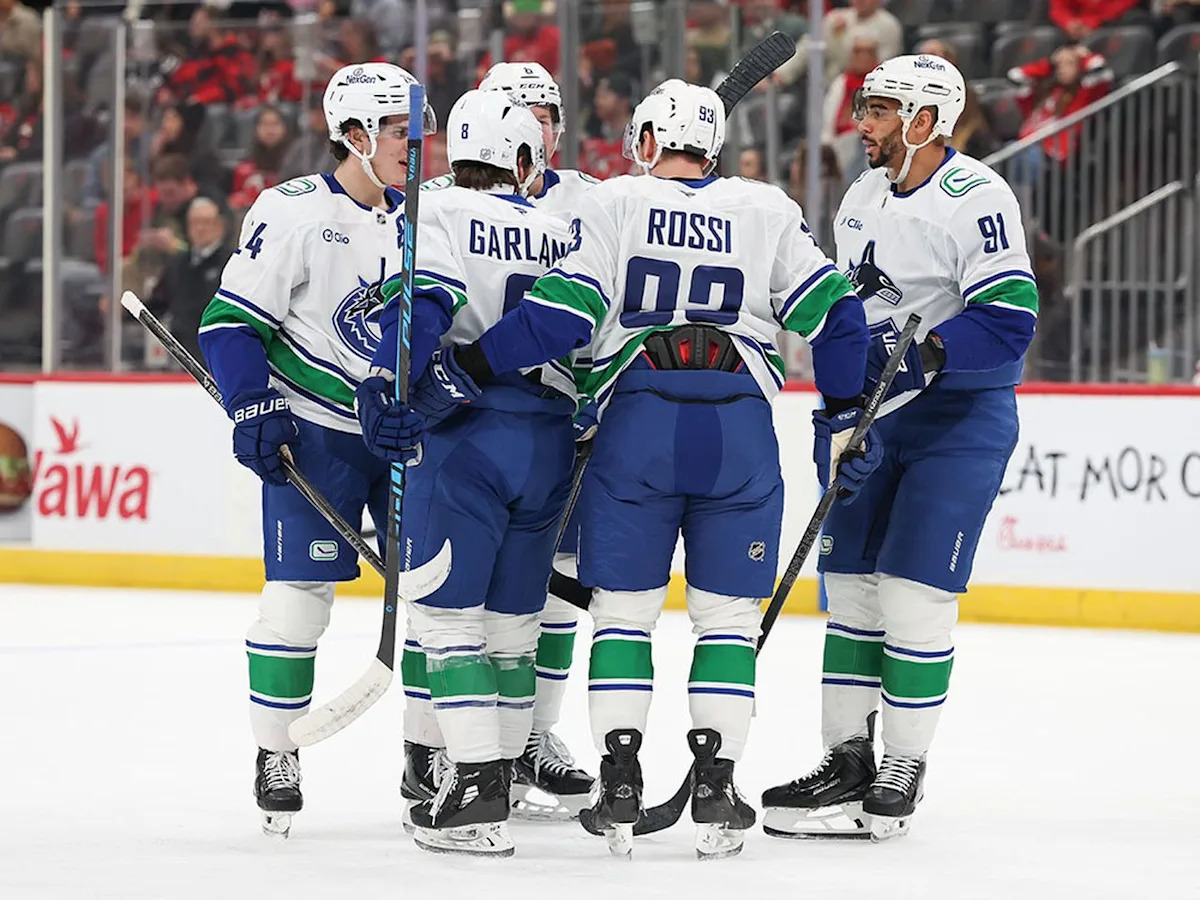 Canucks Live: Hughes news ripples around NHL; Rutherford stepped in to help Allvin on deal