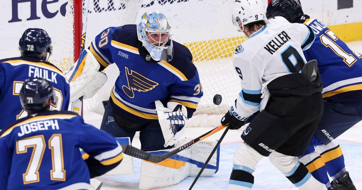 In shutting out Utah, Blues goalie Joel Hofer finds 'payback' for earlier start - STLtoday.com