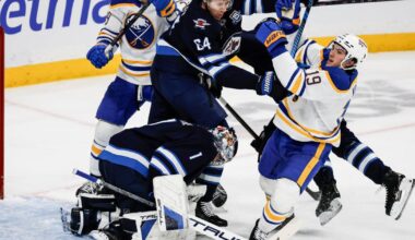 Jets beat Sabres 4-1, Comrie makes 34 saves |