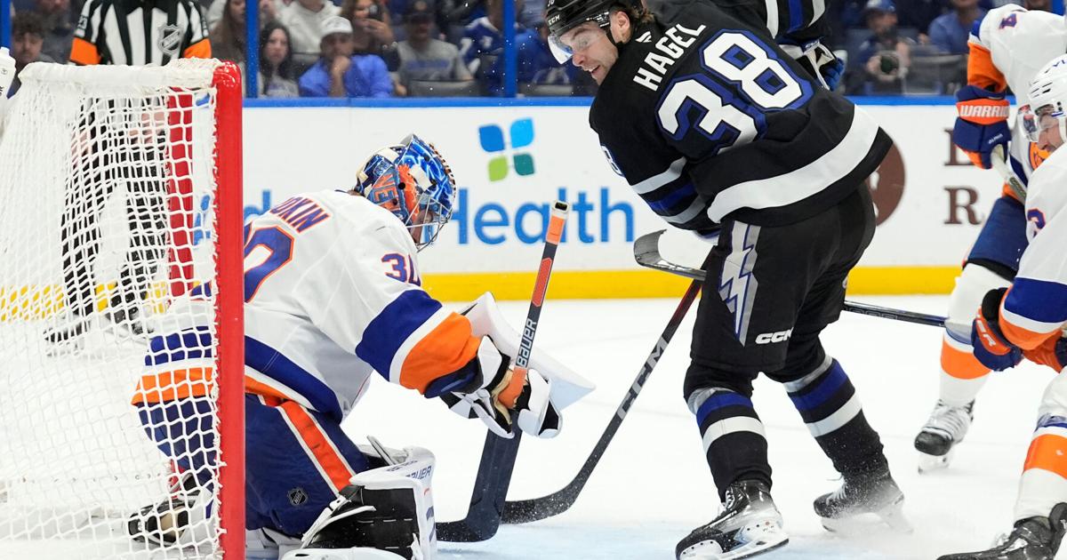 Sorokin stops 32 shots as Islanders shutout Lightning 2-0 |