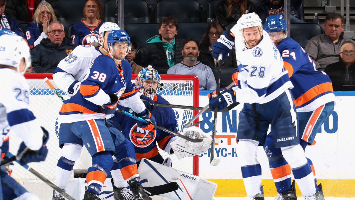 Islanders Shut Out Lightning | 1290 WJNO