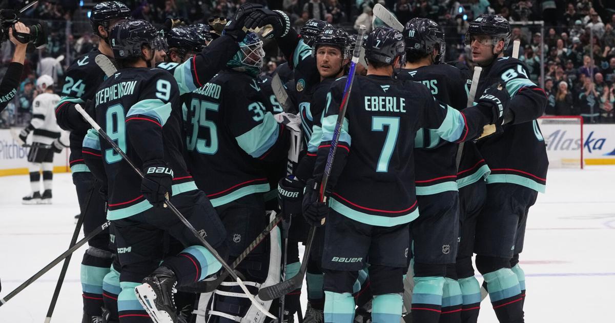 Vince Dunn scores in OT as Kraken beat Kings, end five-game skid | National