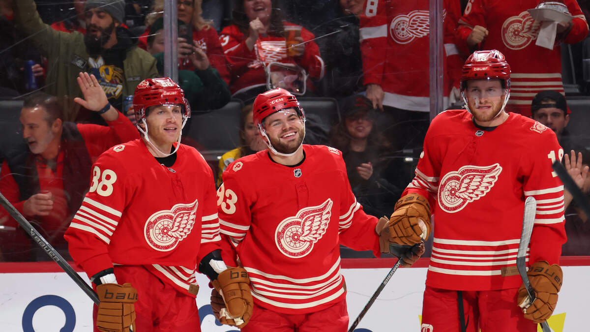 Red Wings vs. Blackhawks Time, TV & Live Stream – 12/13/2025