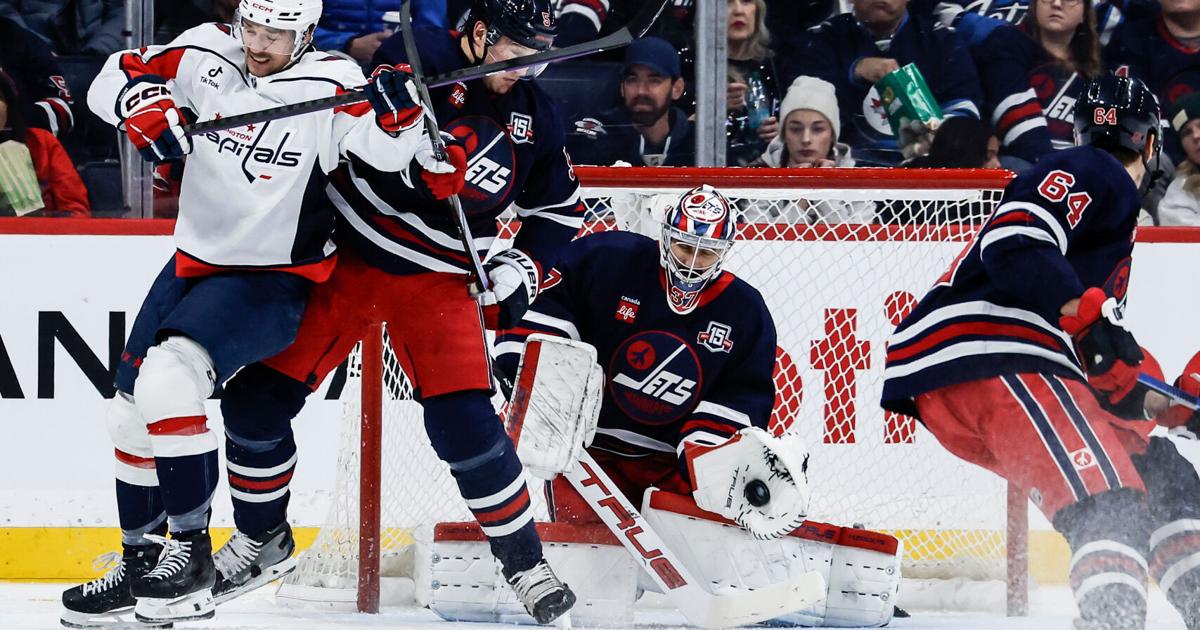 Hellebuyck makes 24 saves in return from knee injury, Jets beat Capitals 5-1 | Pro National Sports