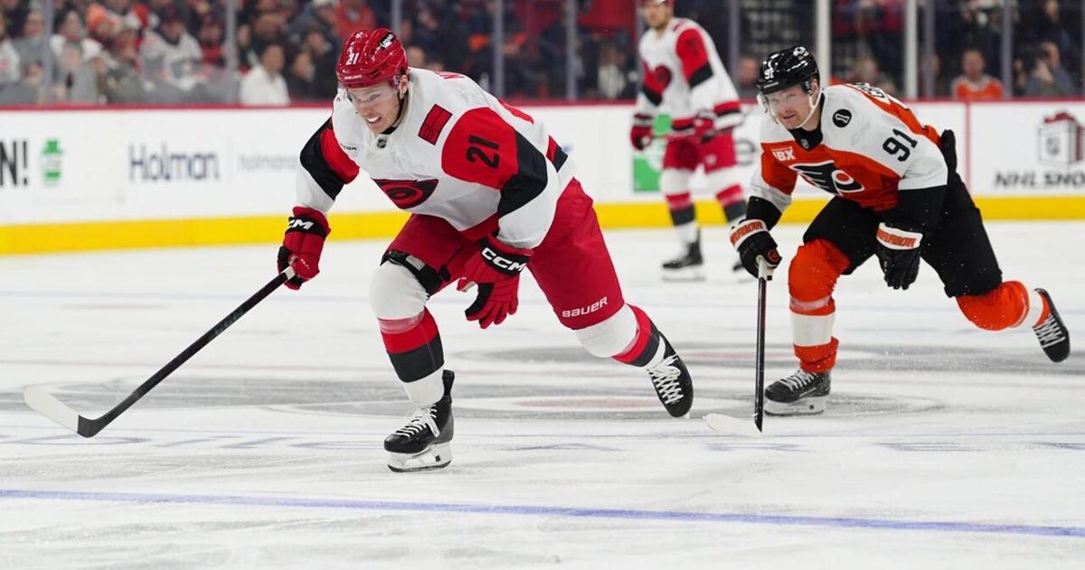 Flyers can't hold on to 2-0 lead in shootout loss to Carolina | Sports