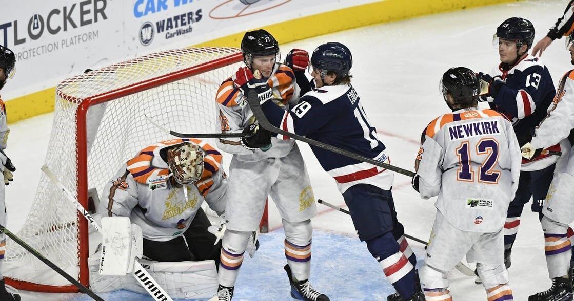 South Carolina Stingrays top Orlando Solar Bears in hockey