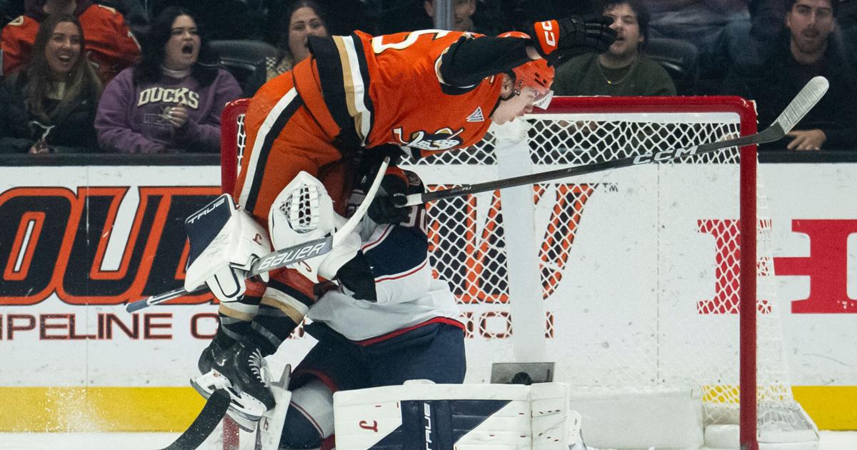 Pavel Mintyukov scores with 3:29 left to lift Ducks past Blue Jackets, 4-3 | Associated Press