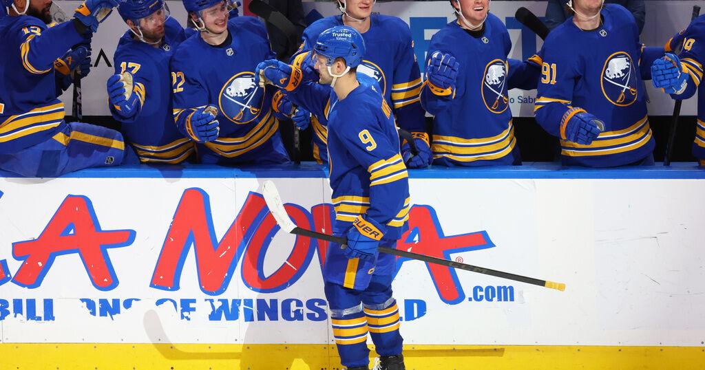 Josh Norris and Zach Benson score in 2nd period as as Sabres beat Devils 3-1 for 6th straight win | Sports