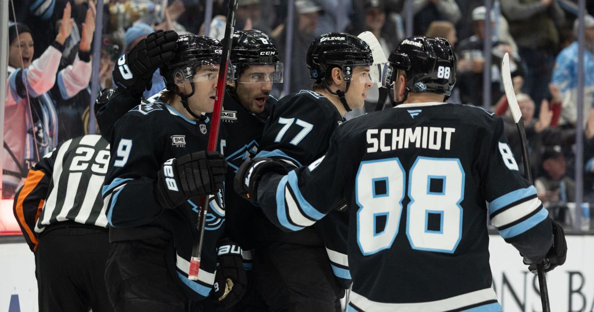 Clayton Keller scores in OT to give Mammoth 4-3 win over Jets |