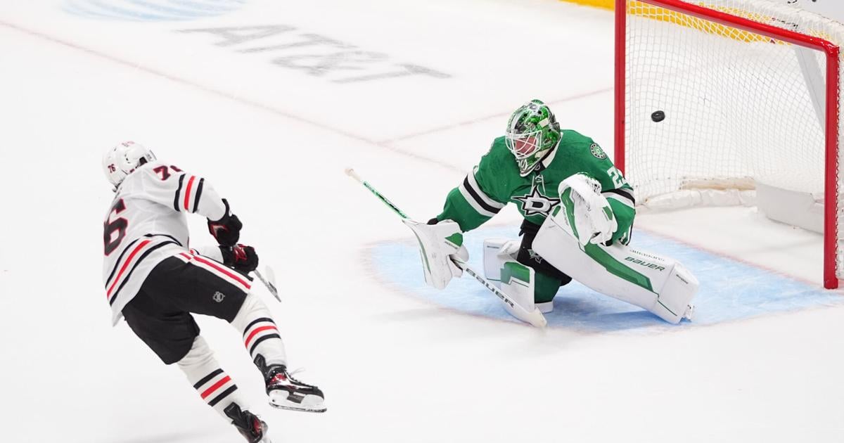 NHL-worst Blackhawks snap 6-game skid with a 4-3, shootout victory over the Stars |