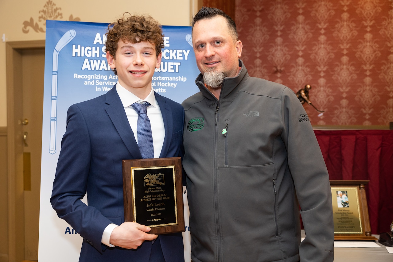 Amo Bessone High School Hockey Awards