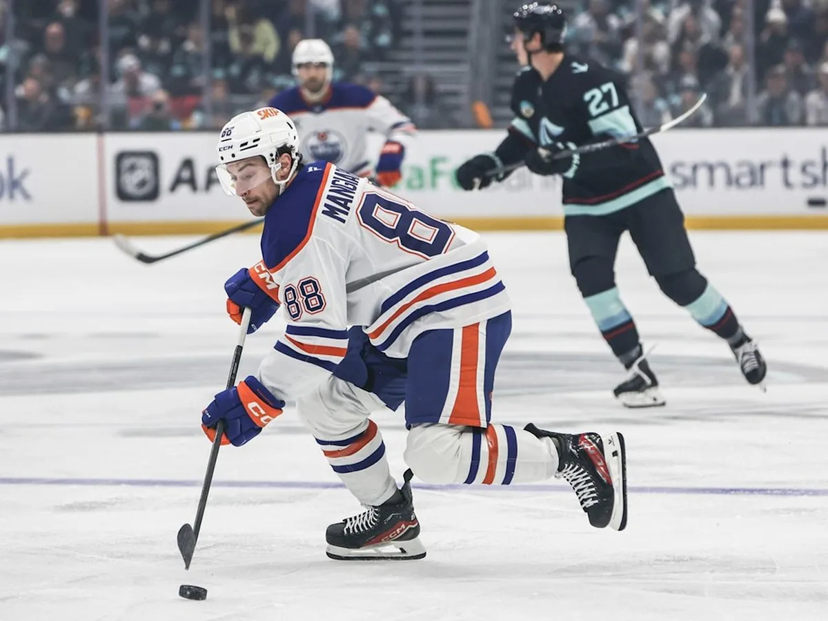 Embattled veteran gets a smart boost from Edmonton Oilers