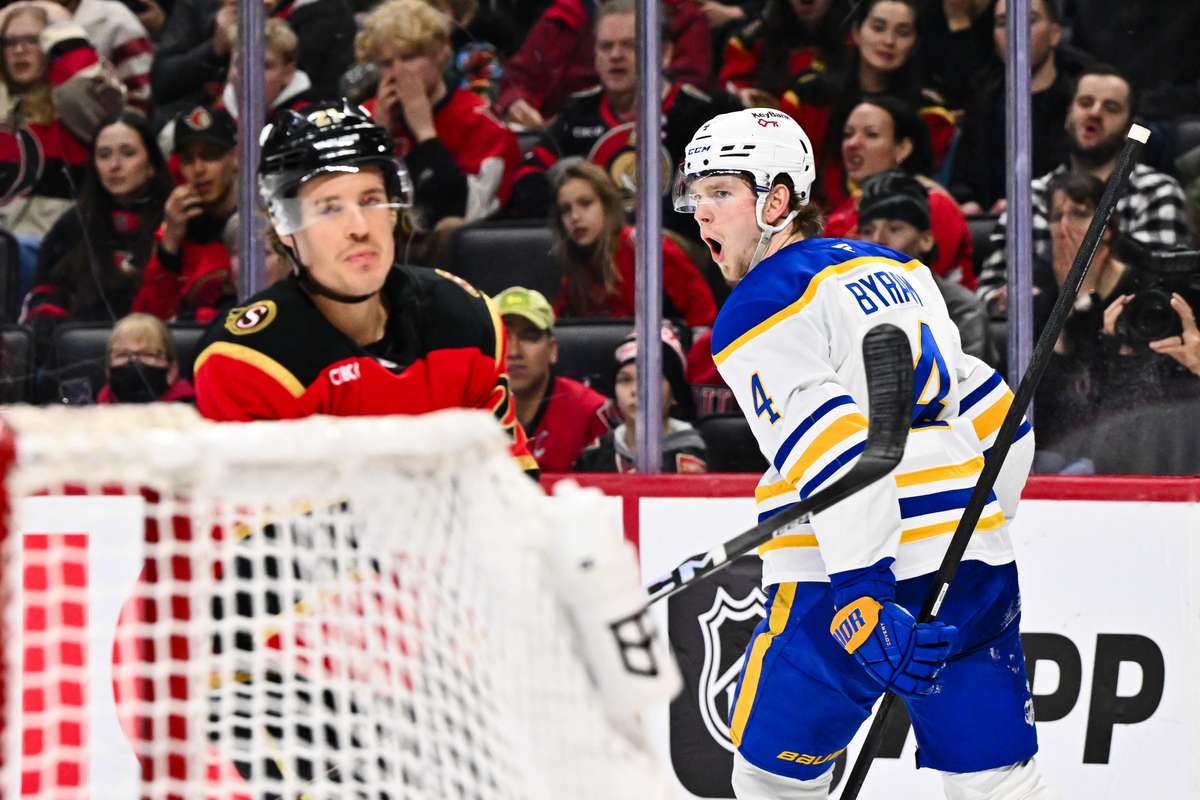 NHL roundup: Sabres extend winning streak to seven games after OT win against Senators