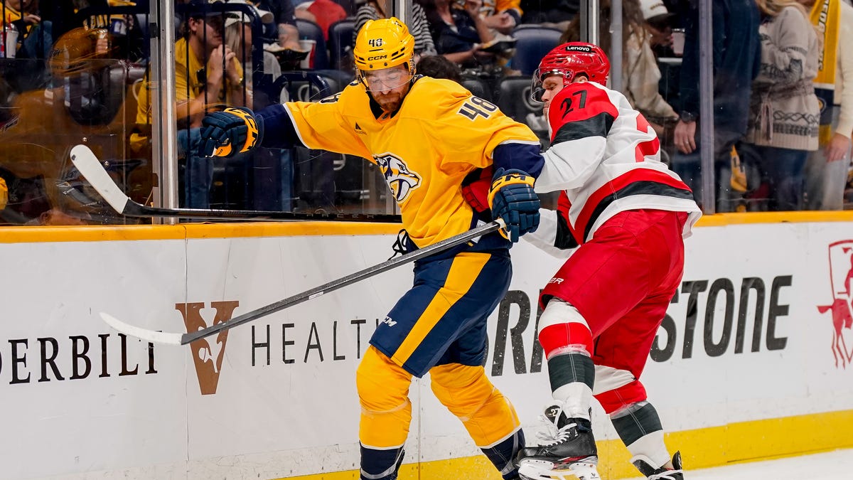 Predators vs Hurricanes live score updates, start time, TV channel