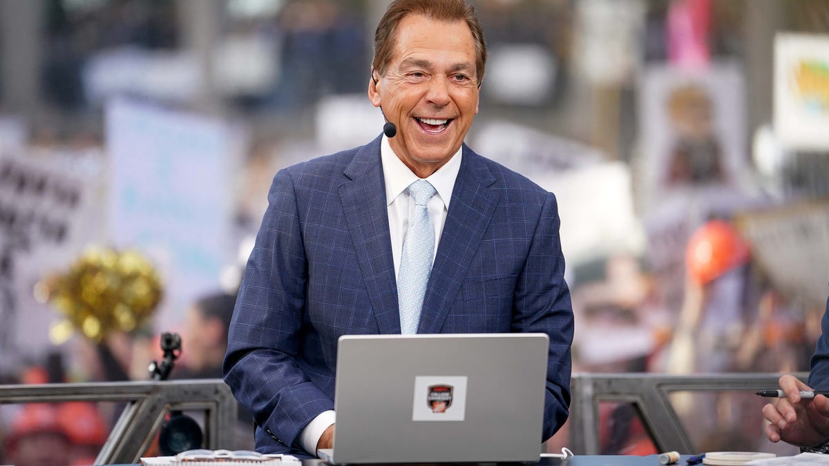 Former Alabama coach Nick Saban purchases minority stake in Predators