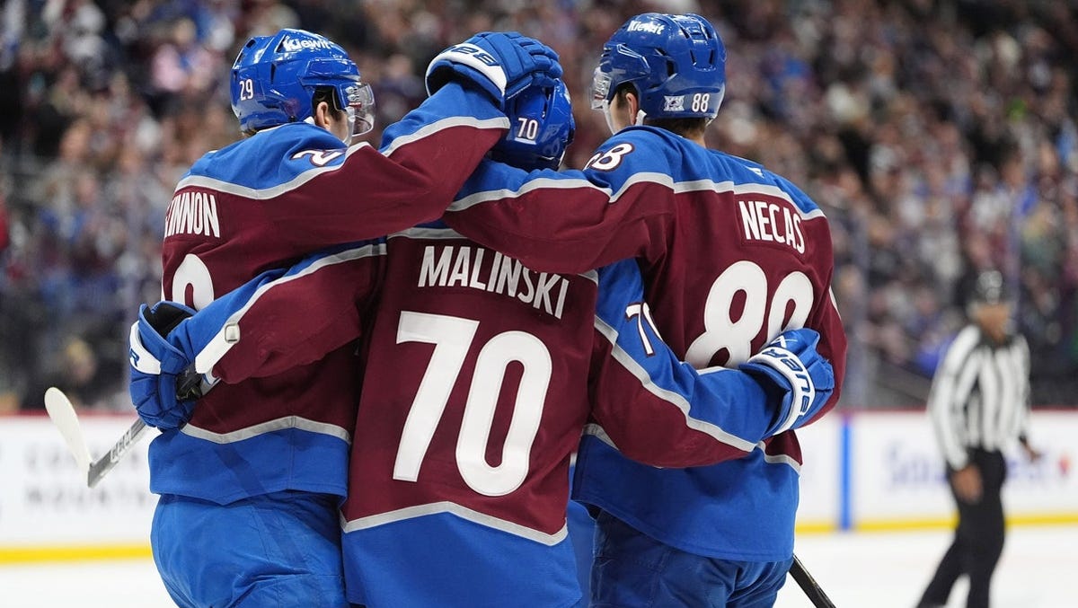 Colorado Avalanche vs. Vancouver Canucks odds, tips and betting trends