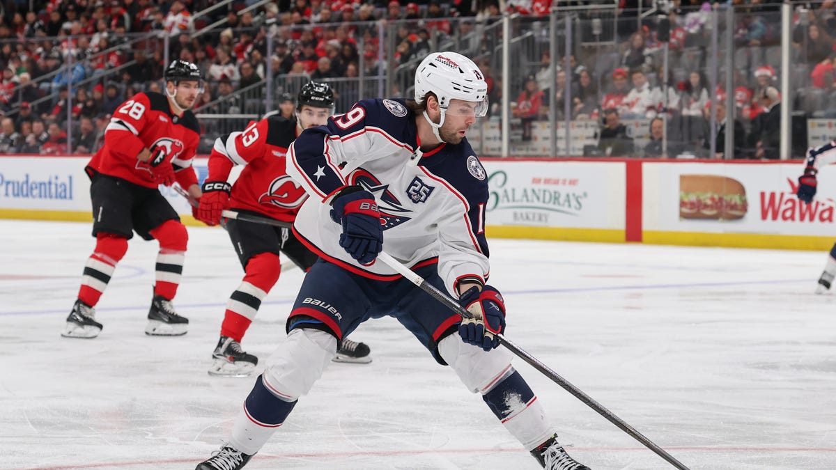 Blue Jackets' late punches make a lead stand up against Devils