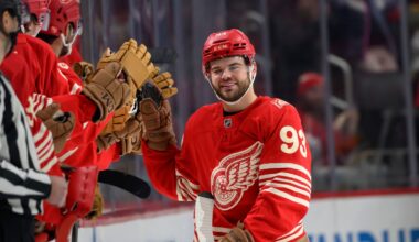 Red Wings get needed victory, skate past Bruins 5-4