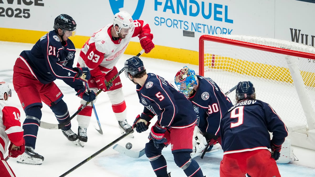 Blue Jackets overcome Red Wings' late lead to win 6-5 in shootout