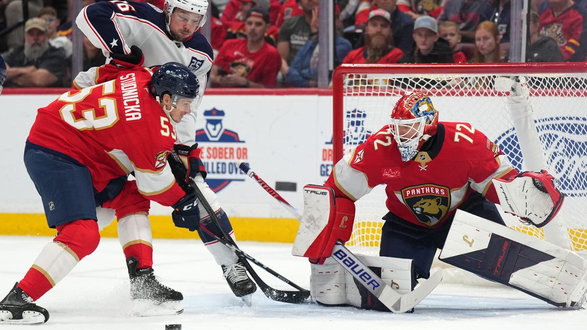 Disputed review, blown leads mar Blue Jackets' OT loss: takeaways