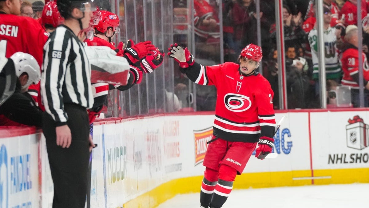 Carolina Hurricanes vs. Philadelphia Flyers odds, tips and betting trends
