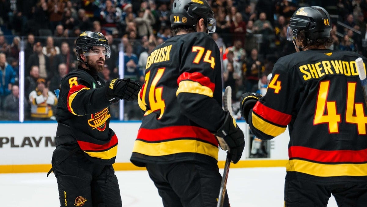 New York Rangers vs. Vancouver Canucks odds, tips and betting trends