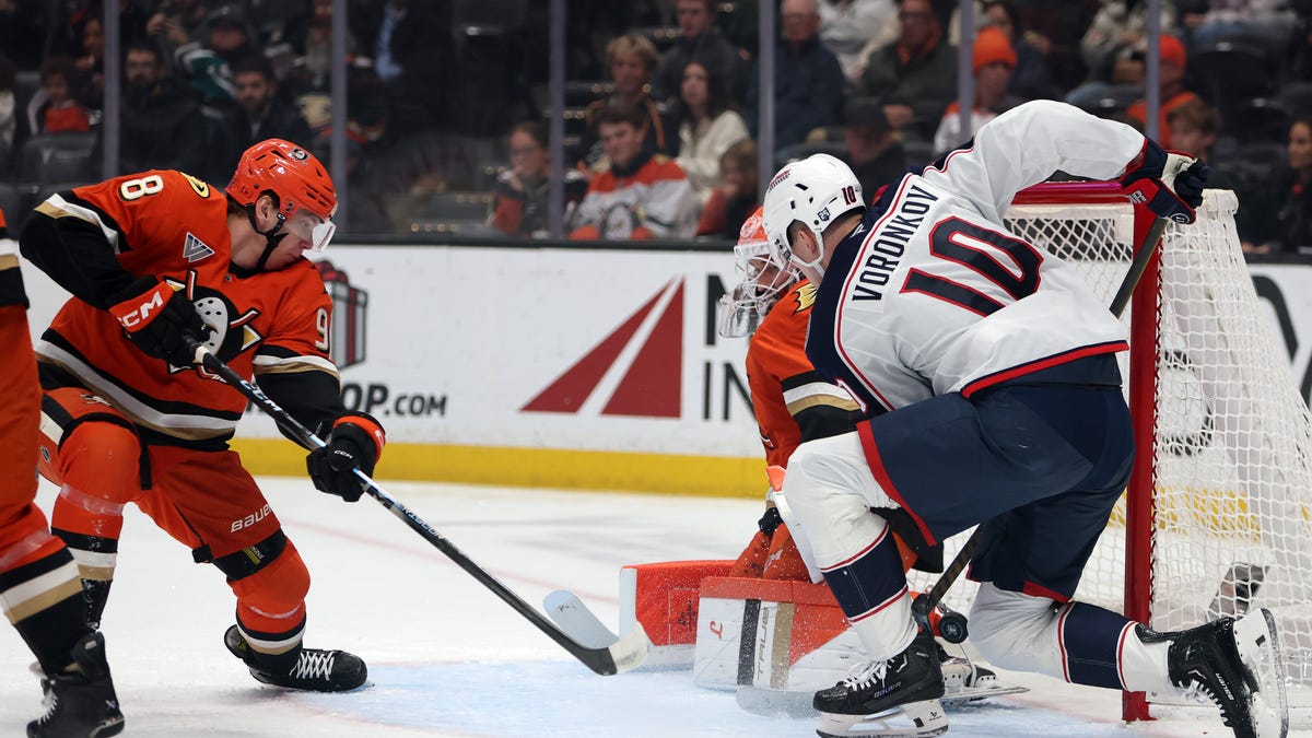 Columbus Blue Jackets lose to Anaheim Ducks, Zach Werenski hurt