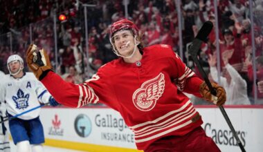 Edvinsson shines at both ends to lift Red Wings over Maple Leafs