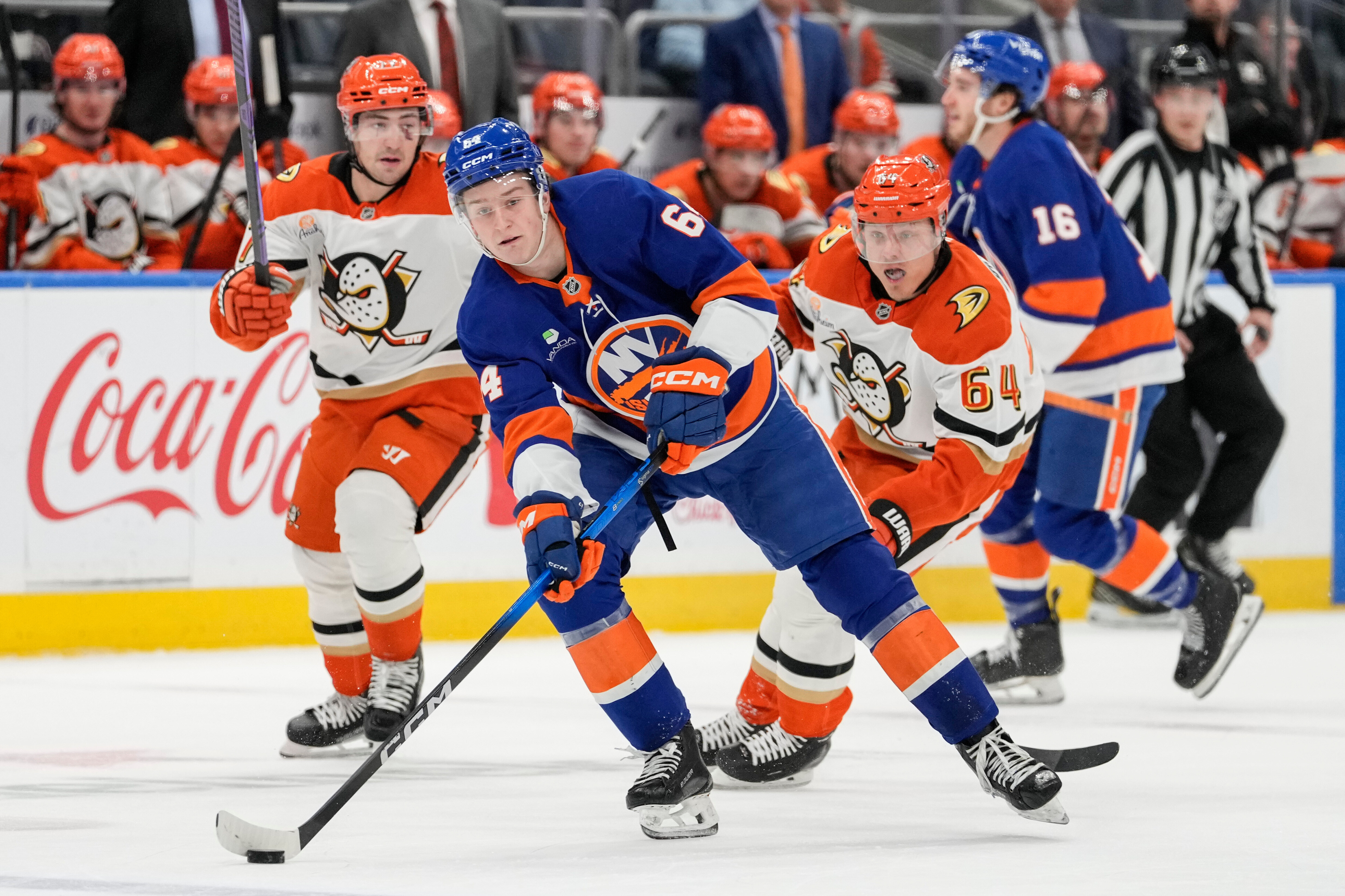 New York Islanders center Calum Ritchie (64) looks to pass...