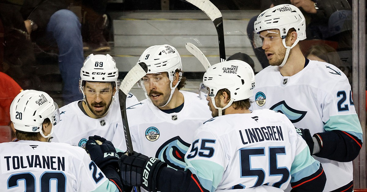 Lindgren, Stephenson help Kraken beat Sharks 4-2 to snap four-game skid
