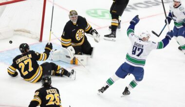 Bruins lose to Canucks in shootout