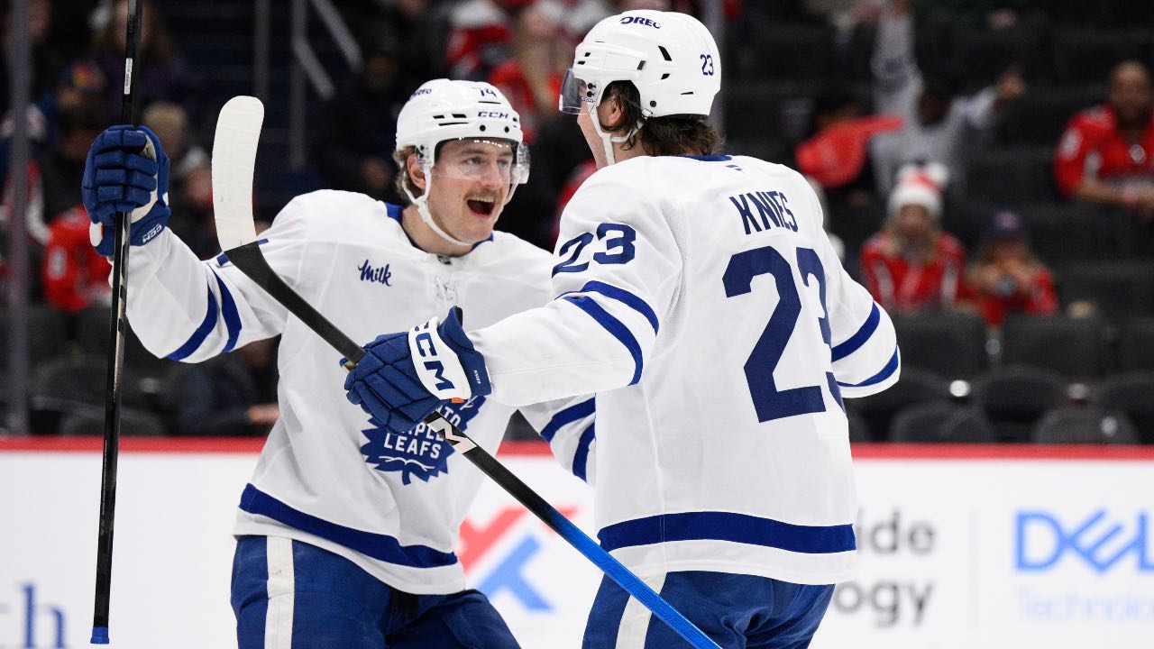 Maple Leafs score on first shot in fourth consecutive game
