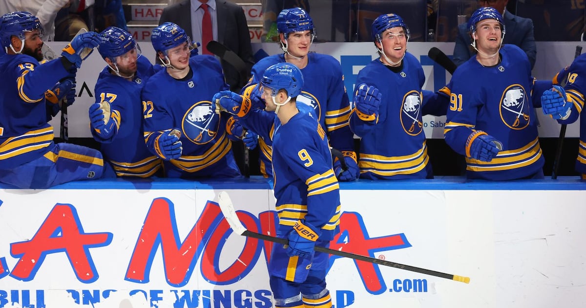 Josh Norris scores twice in his return from injury to lead Sabres over Jets