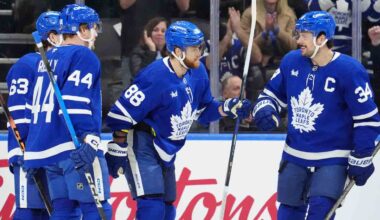 Maple Leafs chase Senators' Ullmark in second period