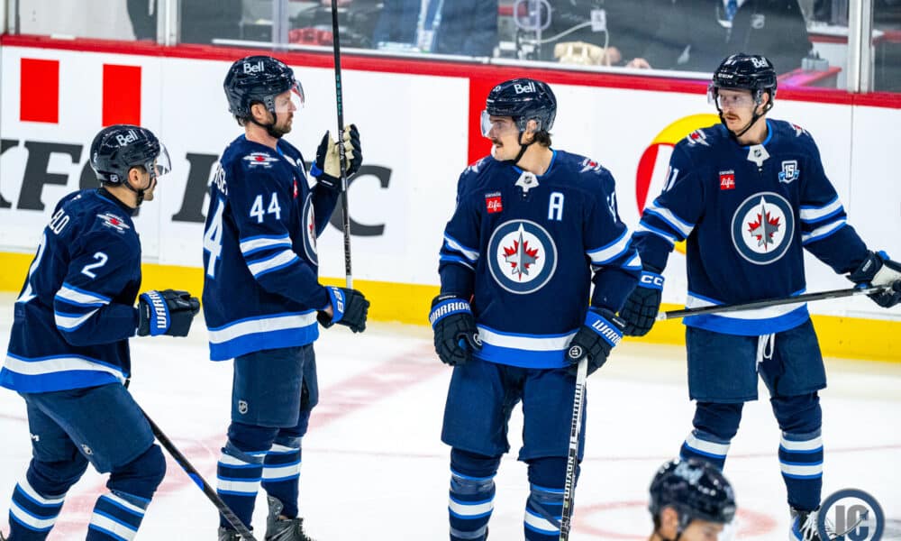 Winnipeg Jets Morning Papers – Illegal Curve Hockey