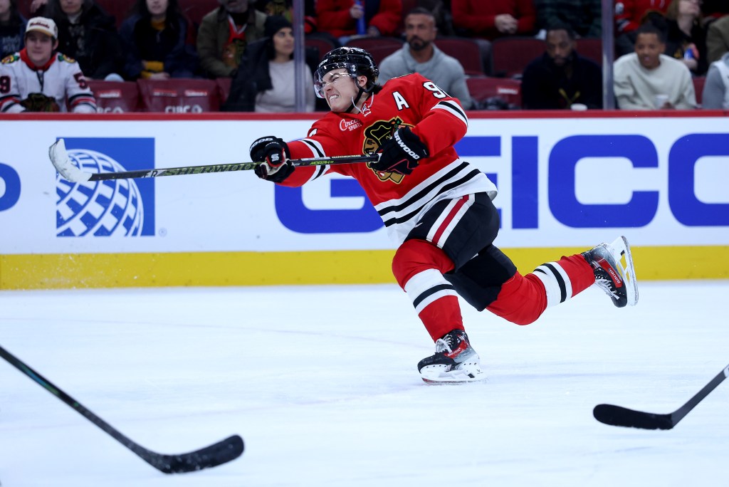 Chicago Blackhawks place star on injured reserve