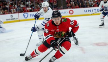 Center's injury leaves void for Chicago Blackhawks