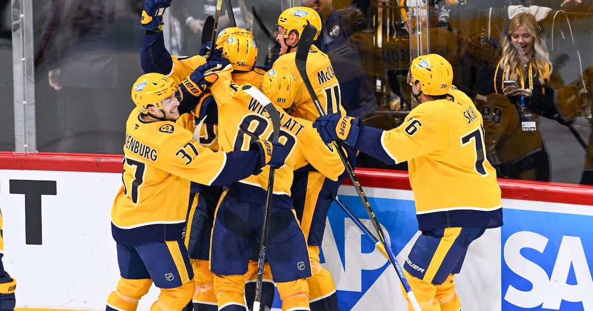 Steven Stamkos scores 4 goals as Nashville Predators beat St. Louis Blues for 4th win in 5 games