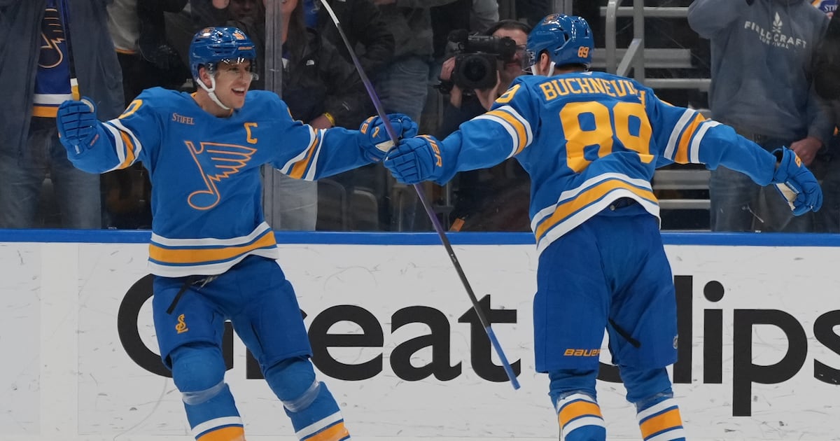 Buchnevich scores twice as St. Louis Blues beat Nashville Predators