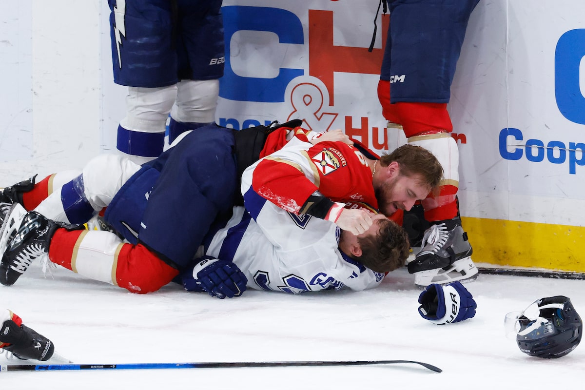 NHL fines Lundell and Sabourin for actions in penalty-loaded Panthers-Lightning game