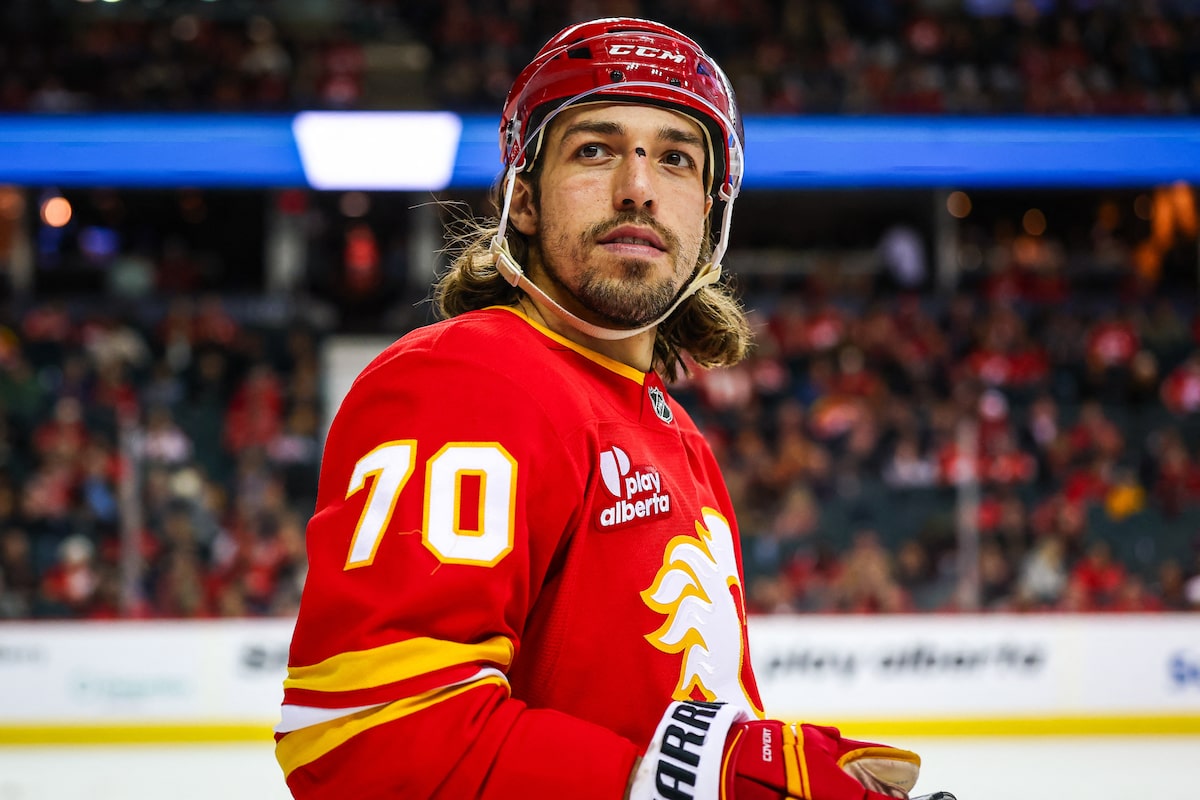 Lomberg lights up Saddledome in Flames’ 6-3 win over Golden Knights