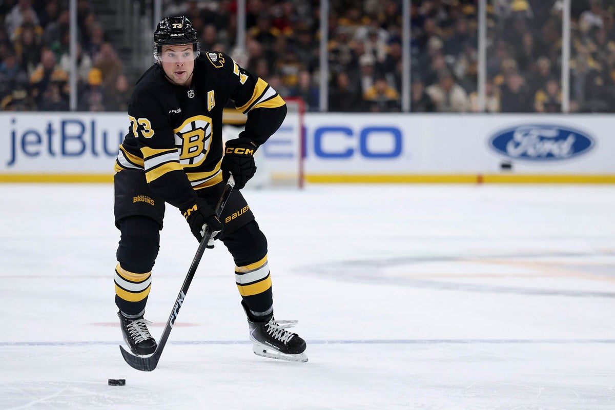 Bruins’ Charlie McAvoy loses nearly 20 pounds after linear jaw fracture